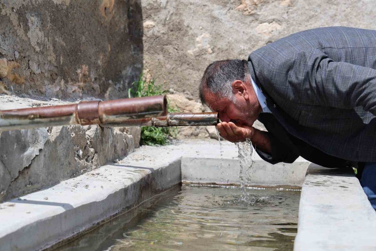 Bu köyün suyunu içen doktor oluyor, her haneden çıkan en az bir doktor var