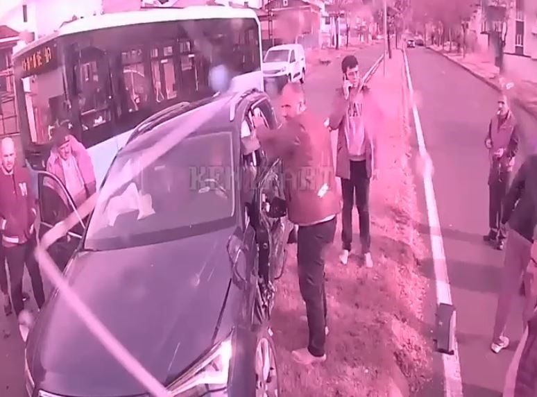 Dikkatsiz sürücü kazaya neden oldu