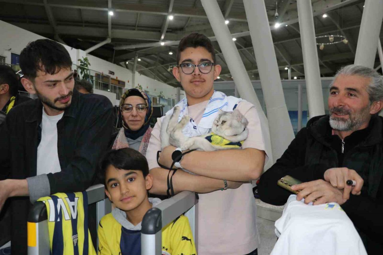 Fenerbahçe’ye Sivas’ta coşkulu karşılama