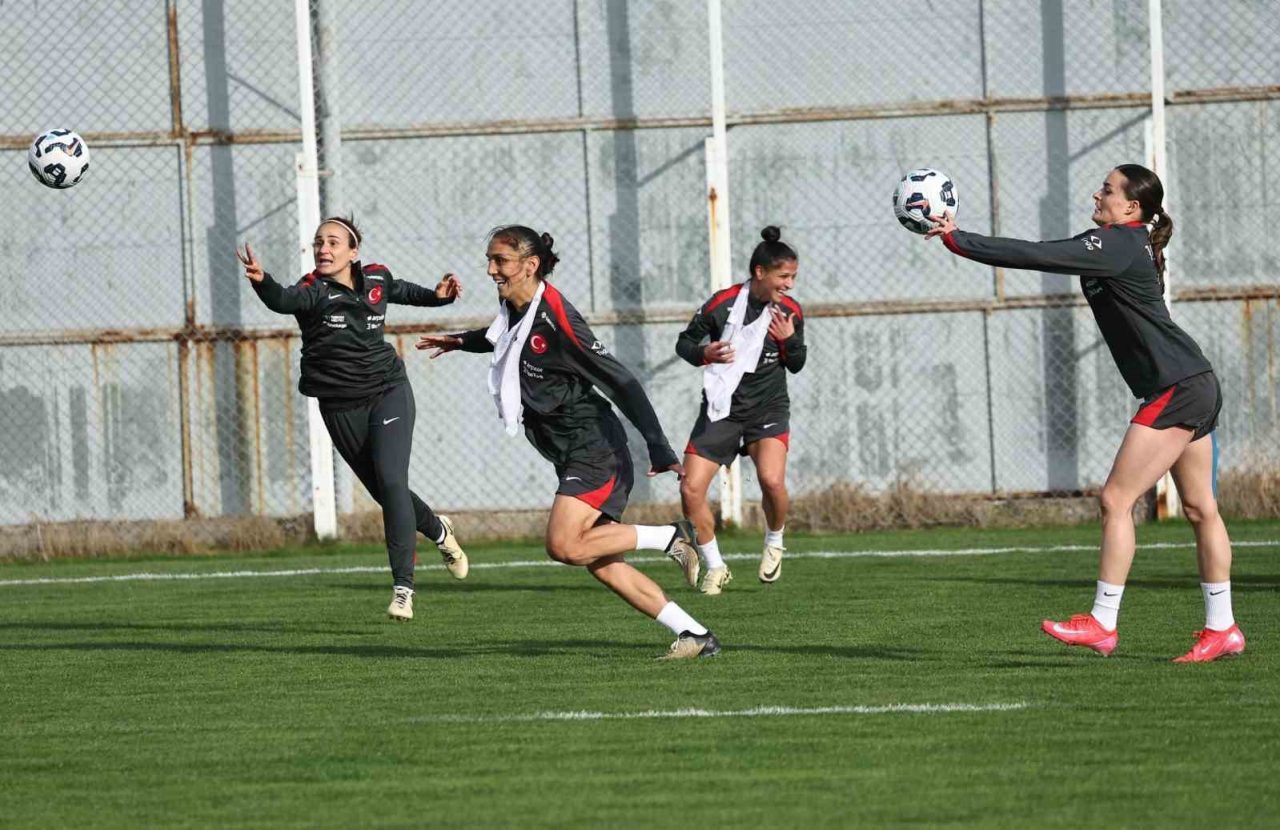 Kadın A Milli Takım, Sivas’ta hazırlıklara başladı