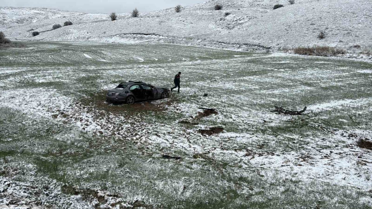 Nişana giderken kaza yaptılar: 2’si ağır 3 yaralı