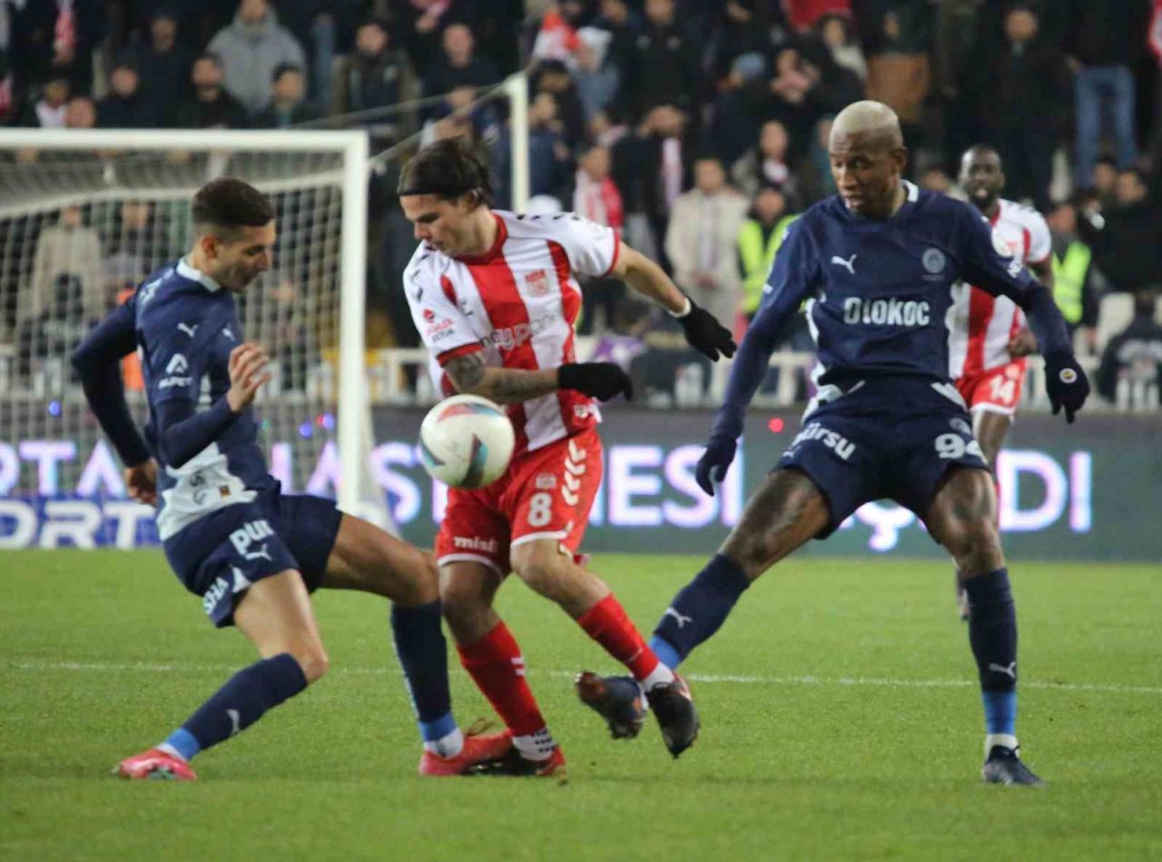 Trendyol Süper Lig: Sivasspor: 1 – Fenerbahçe: 3 (Maç sonucu)