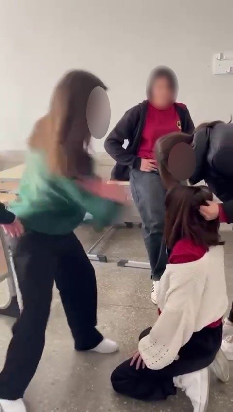 Lisedeki şiddet olayıyla ilgili 1 öğrenci tutuklandı, 4 öğrenciye ev hapsi verildi