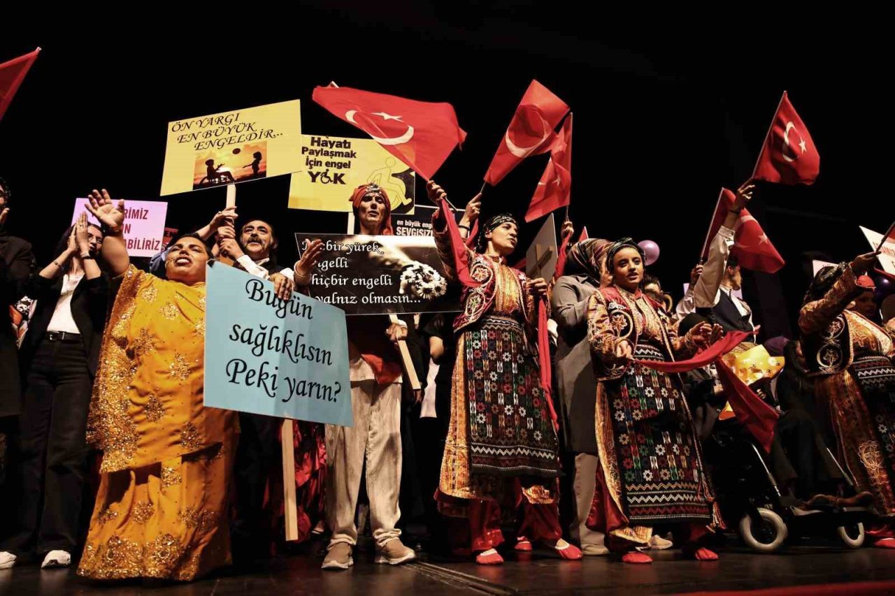 Sivas’ta engeller sahnede aşıldı