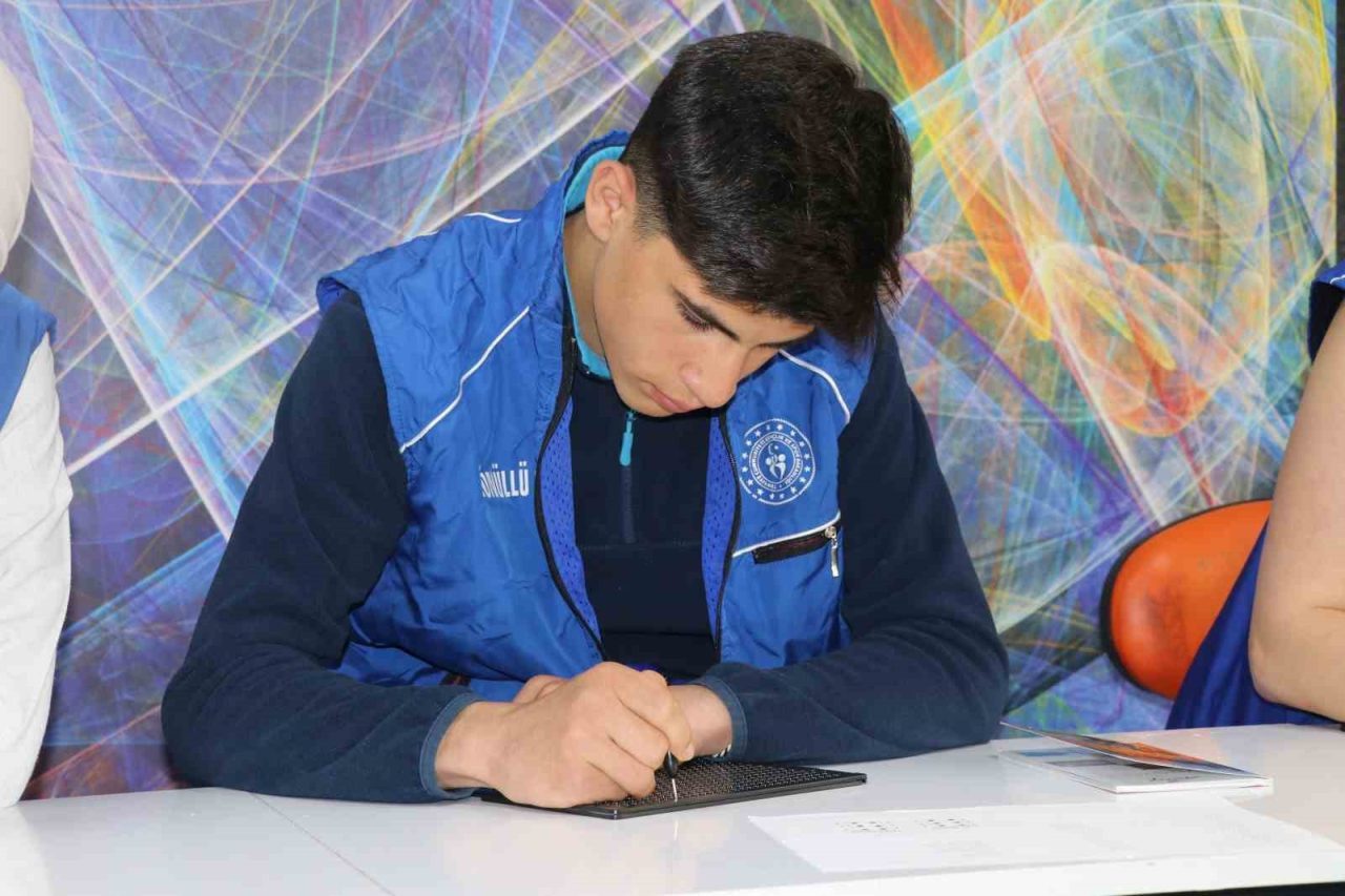 Sivas’ta görme engelliler için kabartma kitaplar hazırlandı