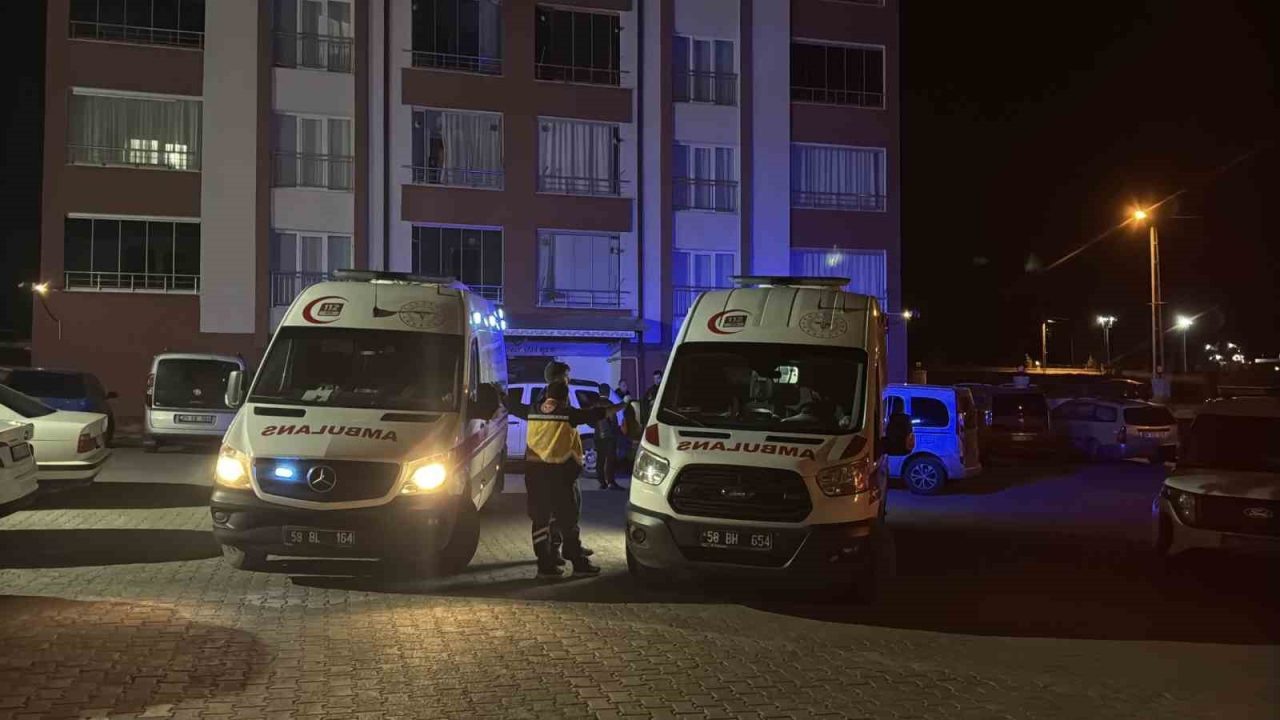 Sivas’ta korkunç cinayet: İki kardeş boğazları kesilmiş olarak bulundu