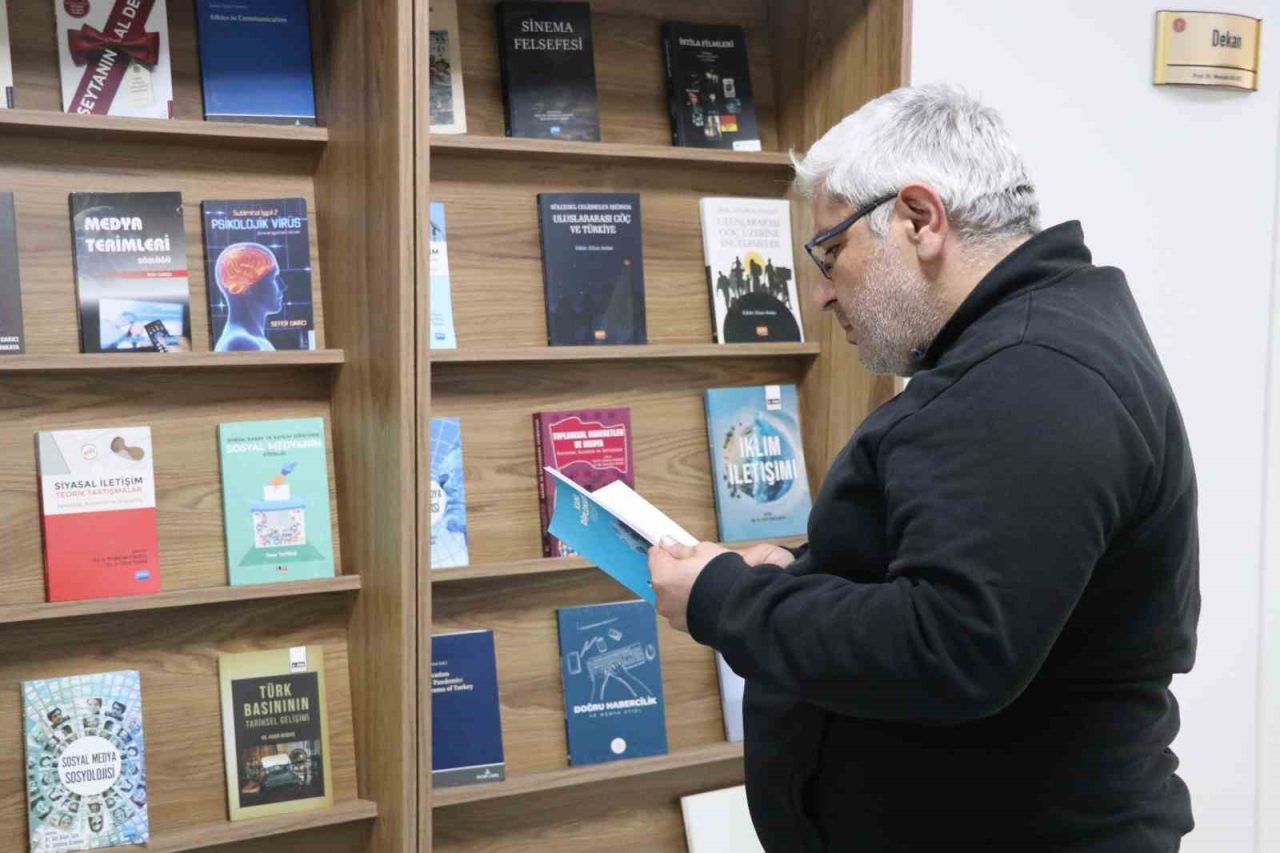 Uzmanı uyardı: “Ses kayıtlarınız dolandırılmanıza neden olabilir”