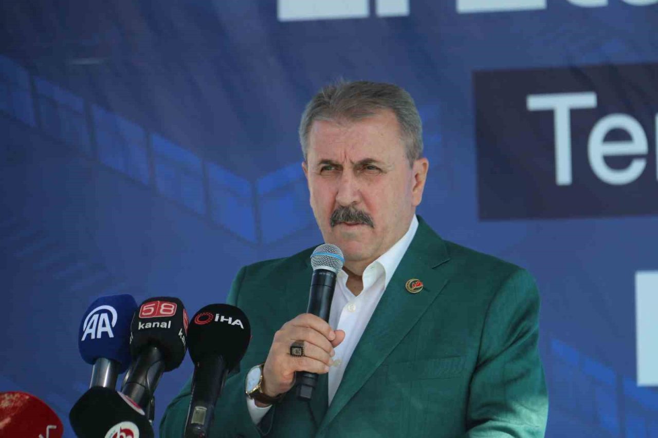 BBP Genel Başkanı Destici: “Size helal olan nükleer, İslam ülkelerine yasak mı?”