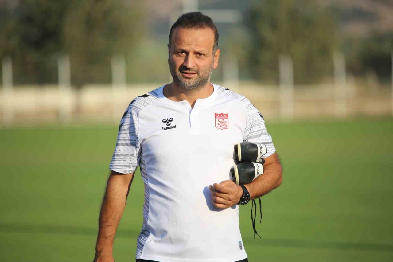 Osman Zeki Korkmaz: “Amed deplasmanı zor geçecek”