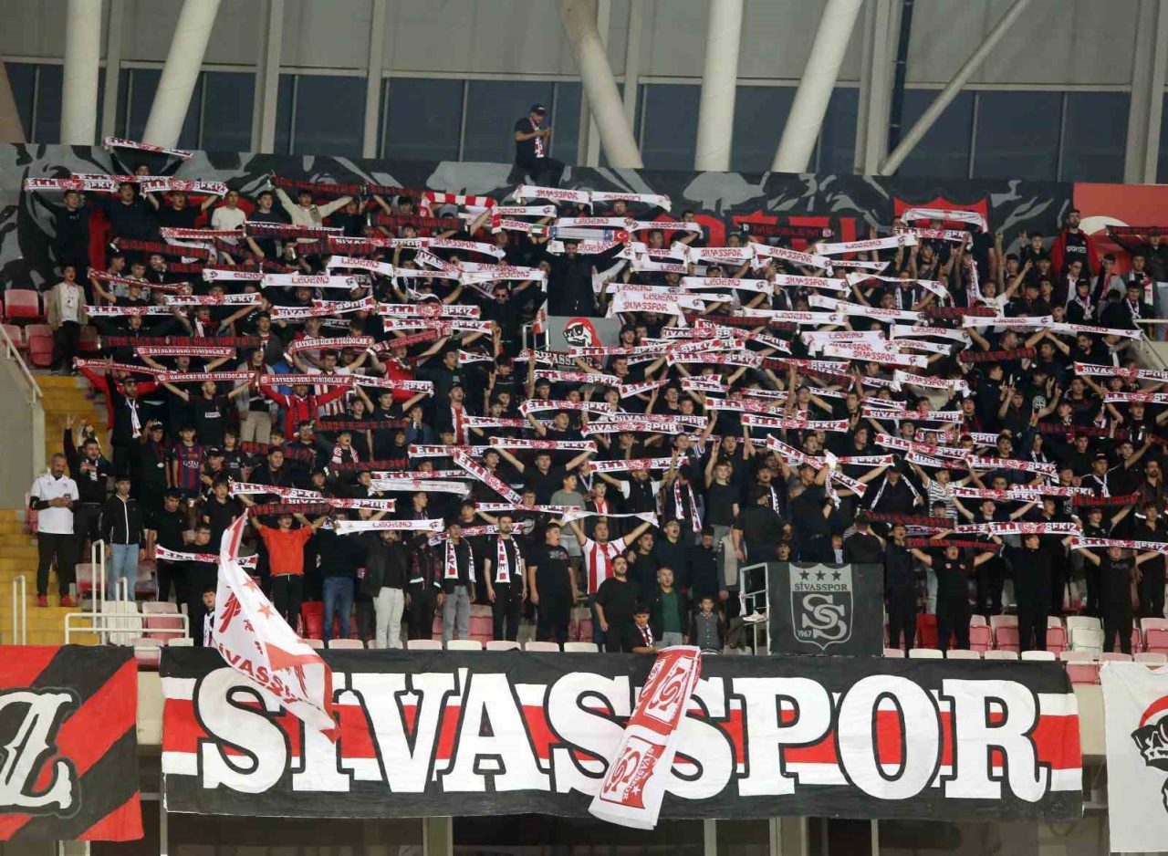 Sivasspor – Adana Demirspor maçının biletleri satışa çıktı