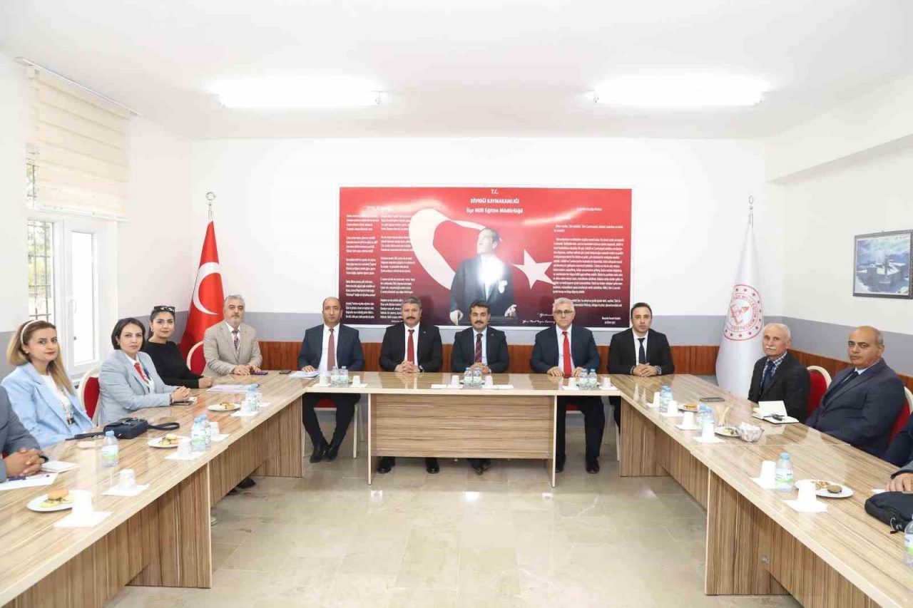 Erdoğan: “Ailelerimiz en önemli paydaşlarımız”