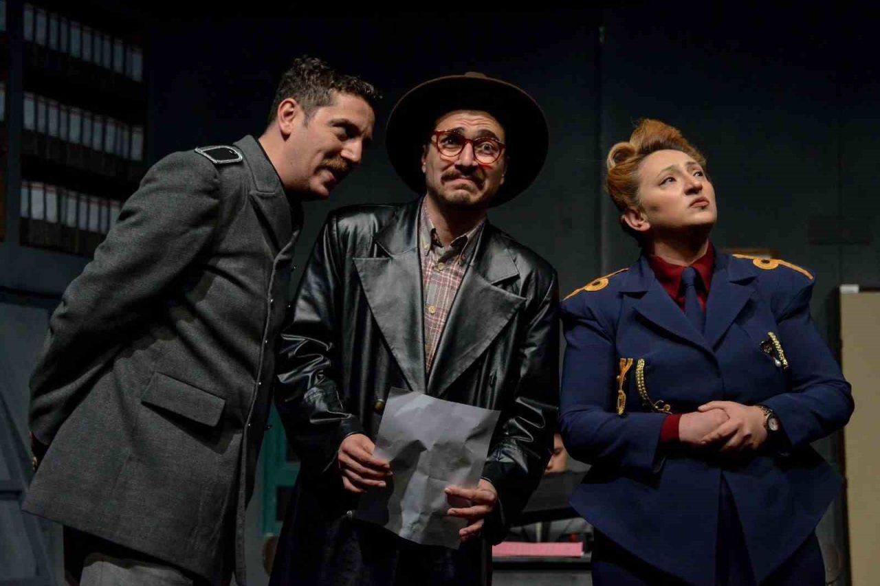 Sivas Devlet Tiyatrosu yeni sezonda perdelerini komedi oyunuyla aralayacak